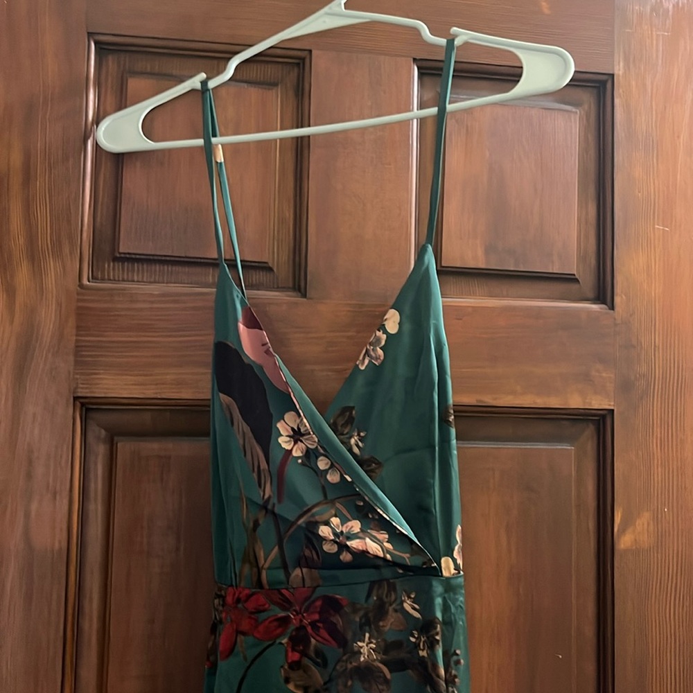 Floor length emerald floral dress Med